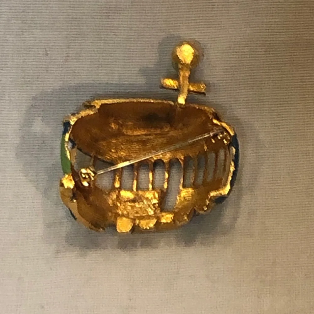 Vintage Frank Tortolani San Francisco Pin